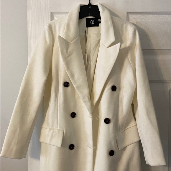 Chic Cream Double-Breasted Women's Trench Coat size S length 43” bust 34” - Picture 2 of 8